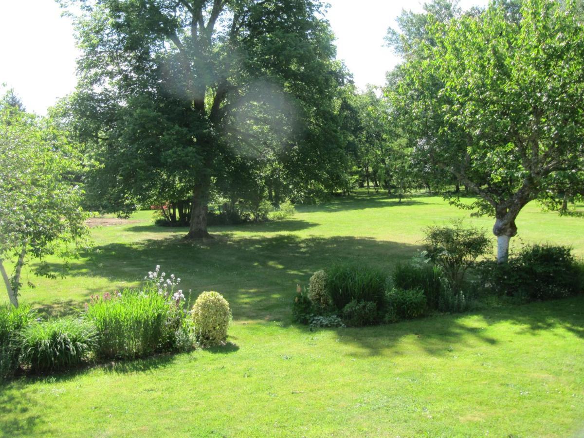 Domaine De Montizeau Bed and Breakfast Lailly-en-Val Exteriör bild