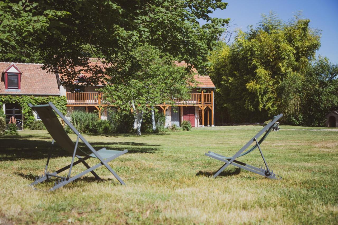 Domaine De Montizeau Bed and Breakfast Lailly-en-Val Exteriör bild